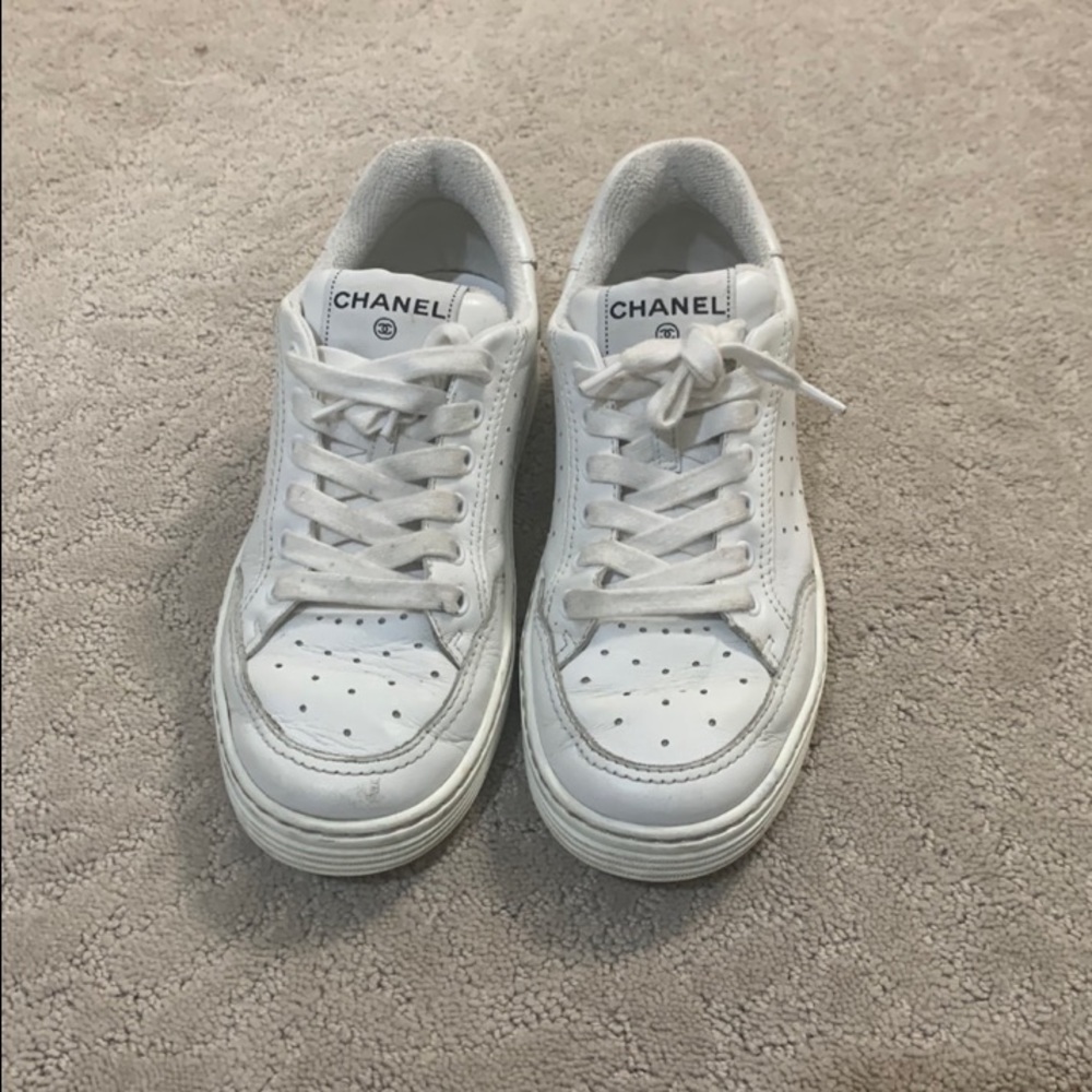CHANEL Calf Skin Women Logo Sneakers
